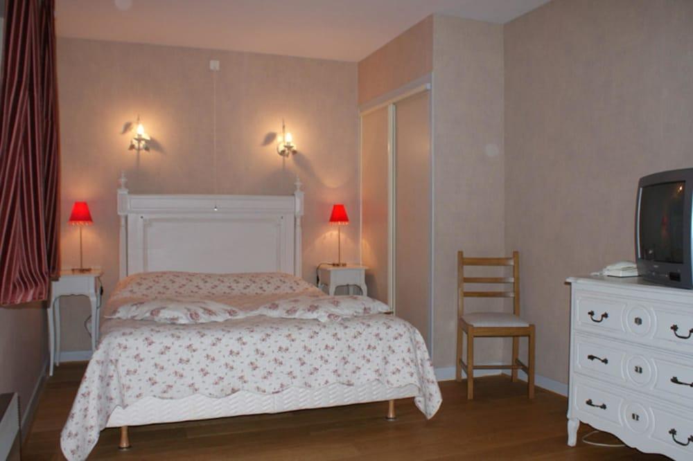 Auberge La Tomette, The Originals Relais Vitrac (Cantal) Exterior foto