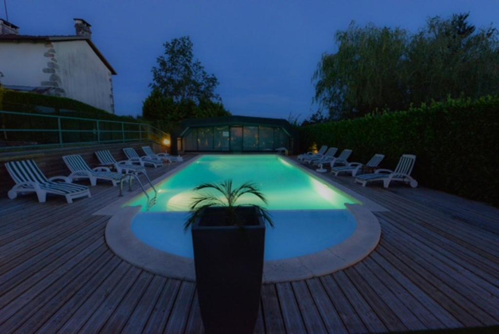 Auberge La Tomette, The Originals Relais Vitrac (Cantal) Exterior foto