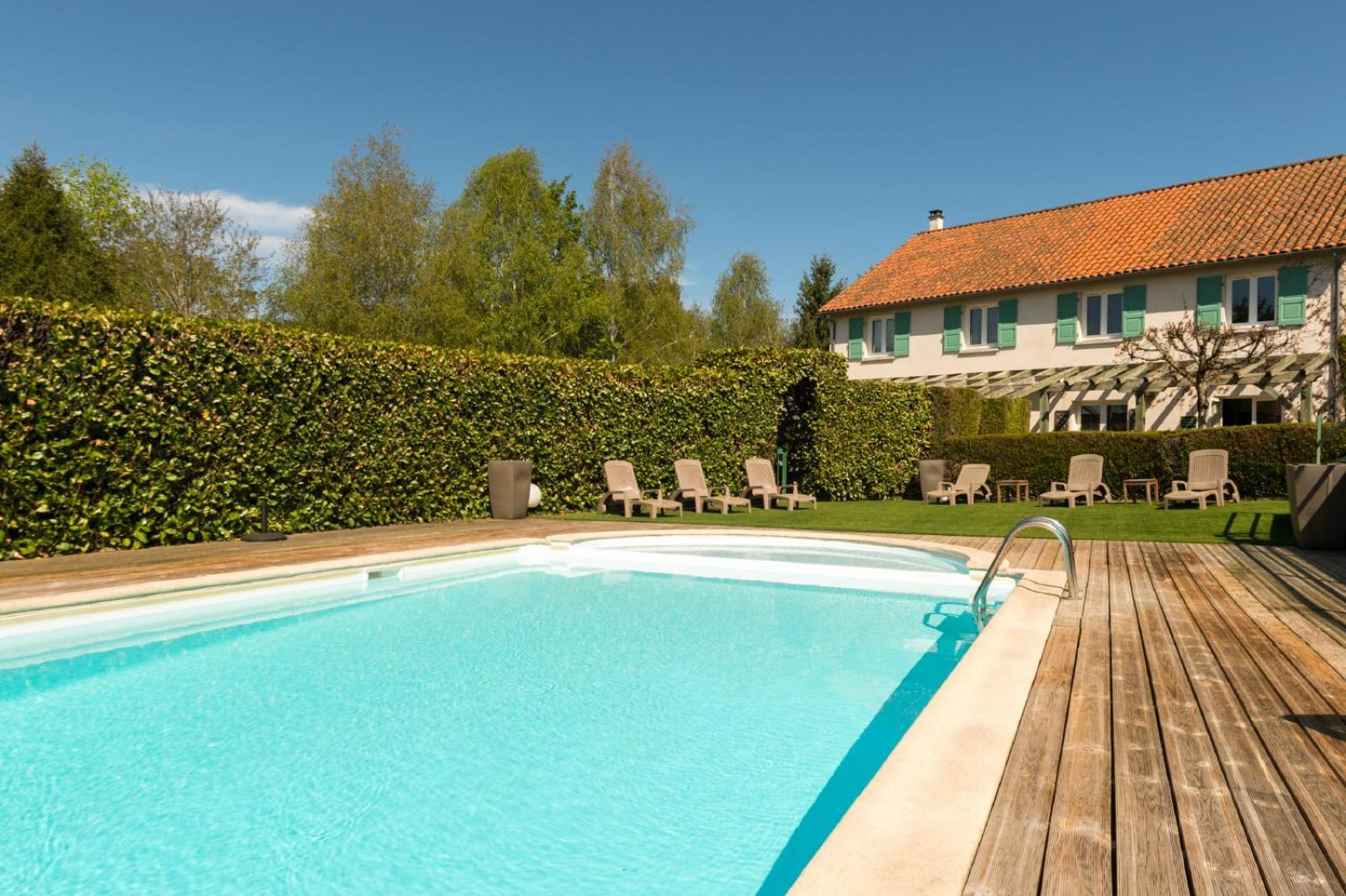 Auberge La Tomette, The Originals Relais Vitrac (Cantal) Exterior foto