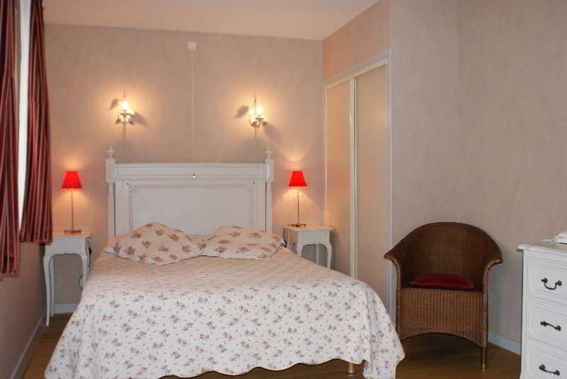 Auberge La Tomette, The Originals Relais Vitrac (Cantal) Exterior foto