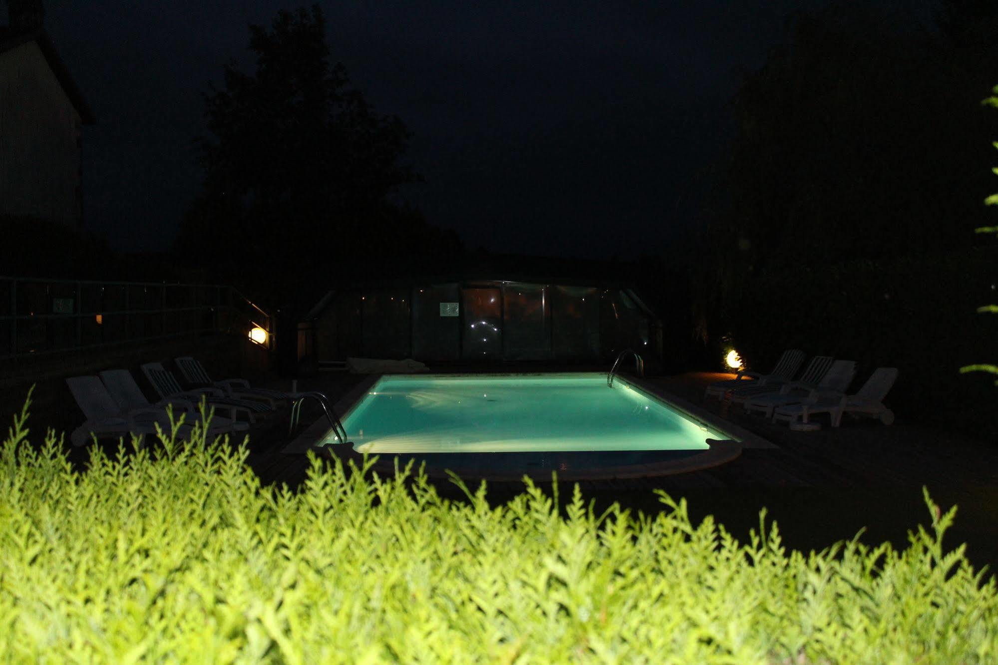 Auberge La Tomette, The Originals Relais Vitrac (Cantal) Exterior foto